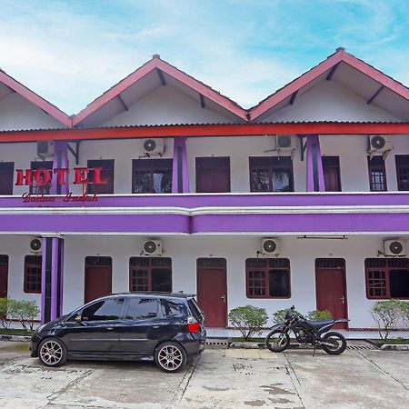 Super Oyo 3978 Hotel Danau Indah Бекаси Екстериор снимка